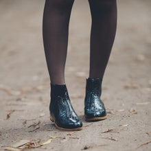 Cargar imagen en el visor de la galería, Tiuque Croco Negro (PRE-ORDER)