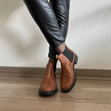 Cargar imagen en el visor de la galería, Huala Tostado (PRE-ORDER)