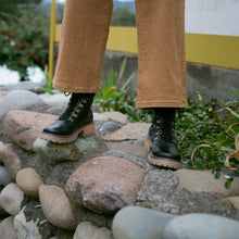 Cargar imagen en el visor de la galería, Patagón Negro (PRE-ORDER)