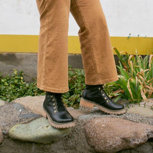 Cargar imagen en el visor de la galería, Patagón Negro (PRE-ORDER)