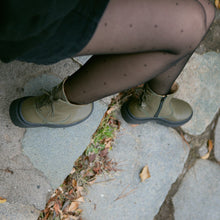 Cargar imagen en el visor de la galería, Cachaña Verde (PRE-ORDER)