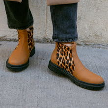 Cargar imagen en el visor de la galería, Peuco Print (PRE-ORDER)