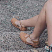 Cargar imagen en el visor de la galería, Golondrina Camel (PRE-ORDER)