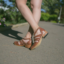 Cargar imagen en el visor de la galería, Chincol Café (PRE-ORDER)