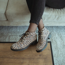 Cargar imagen en el visor de la galería, Negrillo Animal Print (PRE-ORDER)