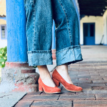 Cargar imagen en el visor de la galería, Reinita Terracota (PRE-ORDER)
