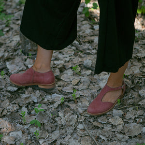 Run-Run Guinda (PRE-ORDER)