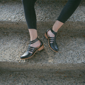 Loica Negro (PRE-ORDER)