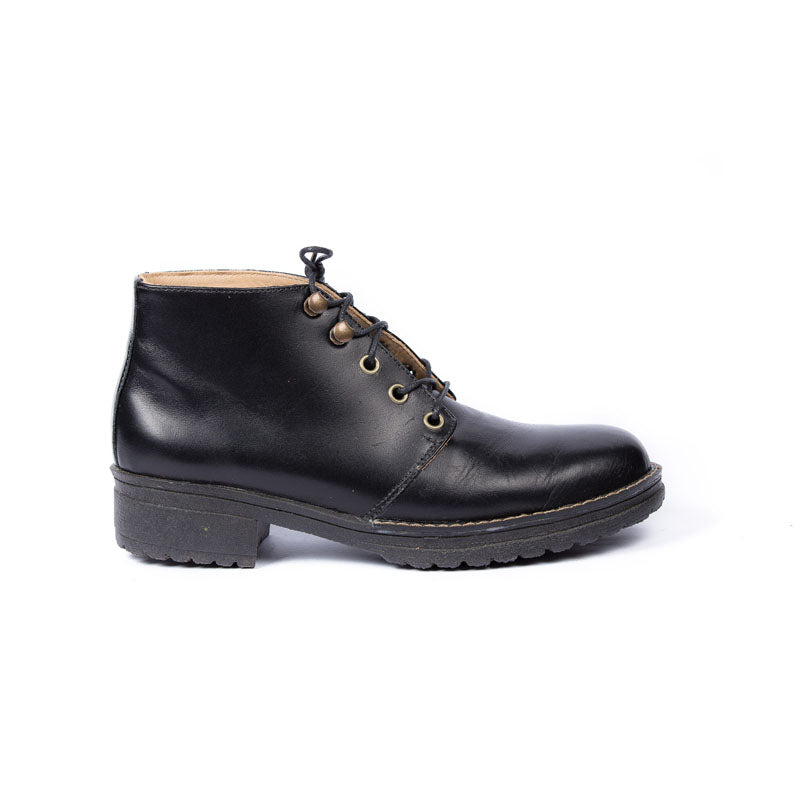 Negrillo (PRE-ORDER)