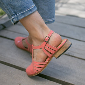 Candelita Coral (PRE-ORDER)